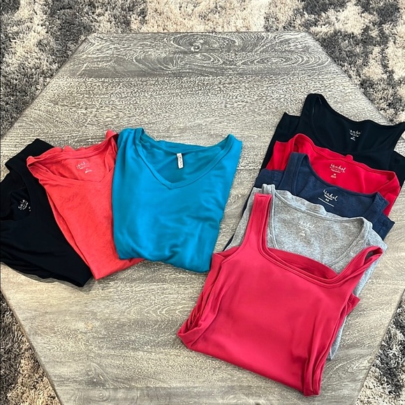 Bundle of Isabel Maternity by Ingrid & Isabel Tank Tops & T-Shirts XS - Picture 1 of 14